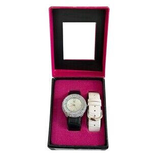 PARIS HILTON FRAGRANCES SILVER CRYSTAL WATCH NEW! Y2K See Description